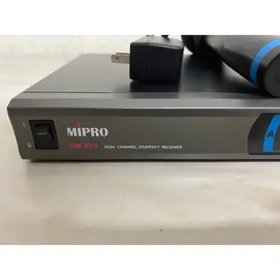台灣嘉強 MIPRO MR 823 雙頻道UHF 無線麥克風 有1隻手握/1個小蜜蜂~