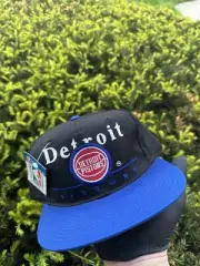 Vintage Detroit Pistons Twins Enterprise Split Bar SnapBack Hat Cap NWT