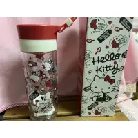 在飛比找蝦皮購物優惠-Hello Kitty雙層耐熱玻璃檸檬瓶