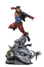 DC Comics - Superboy 1:10 Scale Statue
