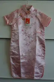 NWT Light Pink Qipao cheong-sam Girls Size 8 Pink Floral Emboidery Costume