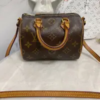 在飛比找PopChill優惠-[二手] LV M61252 經典Monogram NANO