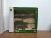 1/32 Ertl Farm Toy John Deere S780 Combine