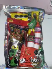 Chamoy Pickle & extra candy mix ( Fast Shipping )