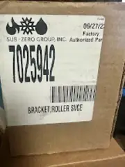 SUB ZERO 7025942 BRACKET ROLLER/GENUINE PART/BRAND NEW