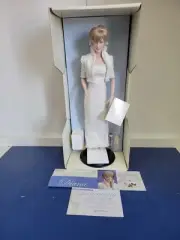 FRANKLIN MINT PRINCESS DIANA DOLL MEMORABILLIA HISTORICAL COLLECTIBLE NIB W/ COA