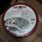 New Nordic ware Covered Pie Pan Red 9" Usa Made Bundt