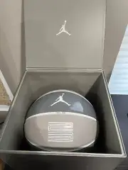 New Nike Jordan Retro 11 Premium 8P Basketball Cool Grey Size Ball 29.5 Size 7