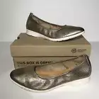 Clarks Collection Jenette Ease Perforated Leather Flats Size: 7.5