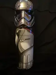 Star Wars Super Miracle Bubbles with Captain Phasma Head 8 Fl. Oz.