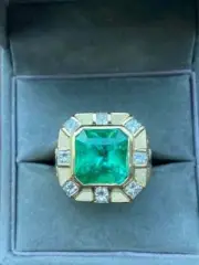 2.40Ct Simulated Emerald Men's Stylish Ring 925 Silver Gold Plated