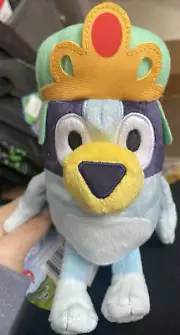 NEW, PRINCESS BLUEY PLUSH 8" Blue Heeler Dog Crown Cape 2021 Disney Junior