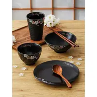 在飛比找ETMall東森購物網優惠-helloKitty日式復古櫻花碗單個家用碗碟套裝創意陶瓷飯