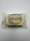 L'Occitane En Provence Delicious soap With Flaked Almonds 50 g / 1.7 oz