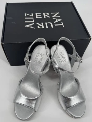 NEW Naturalizer Women's Lala Leather Strappy Heels Sandals Silver Sz 6.5M Flaw