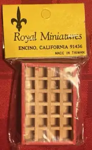 Coca-Cola Mini Crate Wood 24-Slot Drink Coke in Bottles Vtg Doll House RED