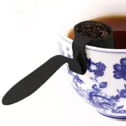 Jonas of Sweden Clip-On Loose Tea Strainer / Steeper / Infuser - Black