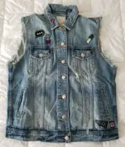 American Eagle AE Women's Sleeveless Patch Distressed Vest Denim Jean Jacket NWT