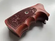 New Art Wood Decorative Target Grips Compatible with Taurus Medium/Large Square