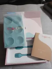 Silicone Cup Cake molds New Set of 3 with Spatula and Brush Easy Cook
