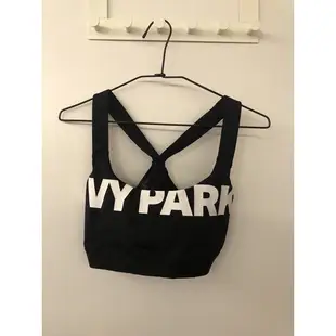 二手 女運動衣排汗衣 運動內衣 t shirt Nike Adidas Ivy Park Columbia