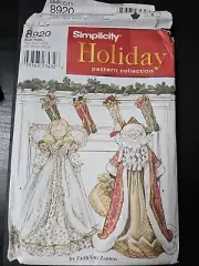 Simplicity Haoliday Pattern Collection 8920