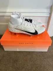 Mike Superfly United Golden Pack /164 US 8.5