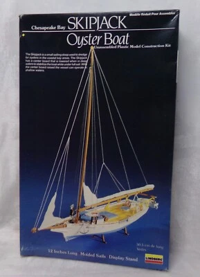 Lindberg Chesapeake Bay Skipjack Oyster Boat Model Kit 12"