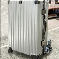 在飛比找Yahoo!奇摩拍賣優惠-🔥免運🔥鋁框行李箱 行李箱 登機箱 拉桿箱 旅行箱 密碼箱 