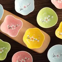 在飛比找ETMall東森購物網優惠-創意日式陶瓷小碟子家用吐骨碟味碟調味碟子醬油碟調料碟小菜碟