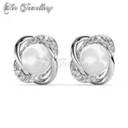 Simply Pearl Earrings‏