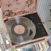 Crosley Voyager Bluetooth Portable Turntable - Floral