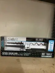 NEW IN BOX HOT TOOLS CURLY Q PETITE TAPERED CURLING IRON WHITE 3/8"-3/4" SMALL