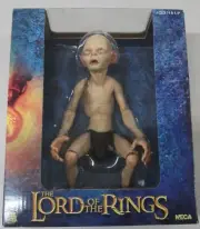 NECA Lord Of The Rings Smeagol 1/4 Scale Action Figure New In Box