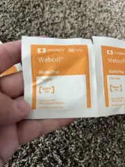Covidien Webcol Alcohol Prep Pads - 2 Ply Medium - 80 Plus QTY Household Pack