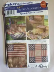 Simplicity 5977 "Patriotic" Quilted Picnic Accessories Pattern