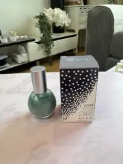 Avon Nail Polish Snow Globe Glitter Top Coat, BLUE BRILLIANT, FREE POSTAGE