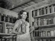 COUNTRY WOMAN WITH CANNING JARS FULL CANNED FOOD HEAVY DUTY USA MADE METAL SIGN