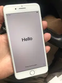 在飛比找Yahoo!奇摩拍賣優惠-Apple iPhone 8 Plus 64GB~銀白..9