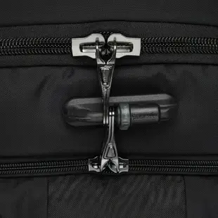 澳洲《Pacsafe》Venturesafe EXP45 Anti-Theft Carry-on Travel Backpack 防盜旅行後背包 (45L) 黑色-60322100