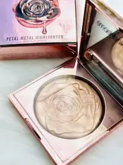 Smashbox + VLADA Petal Medal Highlighter GILDED ROSE .35 oz NEW IN BOX - Rare