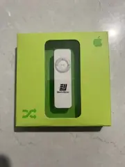 RARE Apple iPod Shuffle 1st Gen 2005 White 512MB Ernst & Young Edition - New