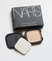 NARS Radiant Cream Compact Foundation (Refill) Color Syracuse Medium/Dark 1
