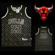 CHICAGO BULLS NBA BLACK AND WHITE MICHAEL JORDAN 23 JERSEY SIZE XL