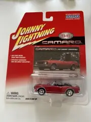 Johnny lightning 35th Anniversary SS Chevrolet Camaro 19687Camaro Convertible