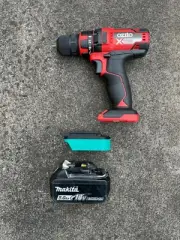 Makita 18v Battery adaptor to Ozito 18v tools