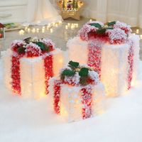 在飛比找蝦皮購物優惠-聖誕裝飾品創意擺件發光禮物盒堆頭樹燈節日商場酒店櫥窗場景布置