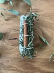 White California Sage-Cinnamon Rosemary Cleansing Smudge aromatherapy Stick