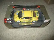 Burago Bijoux Collection Volkswagen New Beetle Cup 2000 1/24 Scale MIB