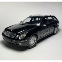 在飛比找蝦皮購物優惠-1/18 BENZ w211 模型車